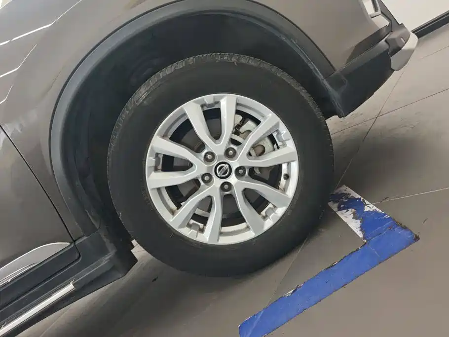 Nissan X-Trail — миниатюра 6