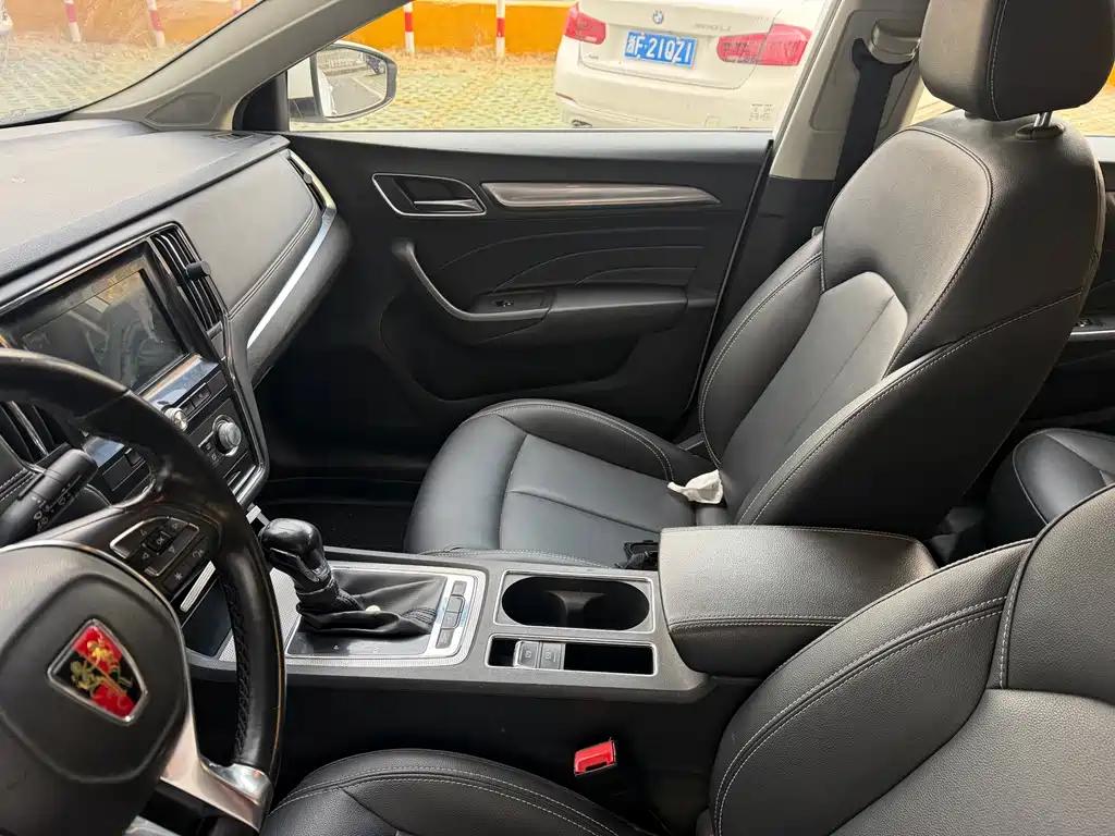 Roewe i6 Classic — миниатюра 10