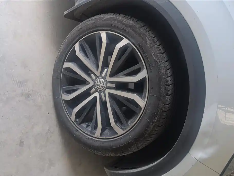 Volkswagen T-Roc 2018 280TSI DSG Comfort V
