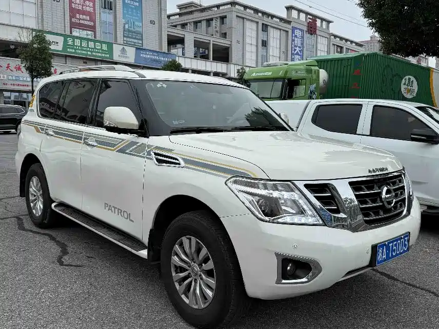 Nissan Patrol 2018 4.0L