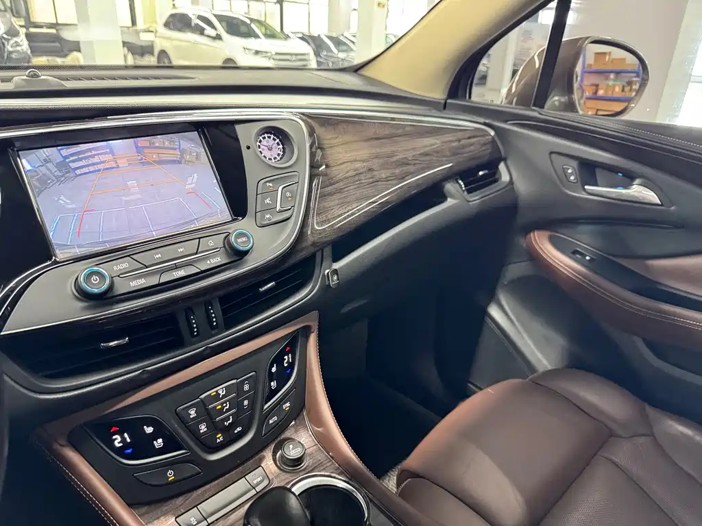 Buick Envision Plus — миниатюра 13