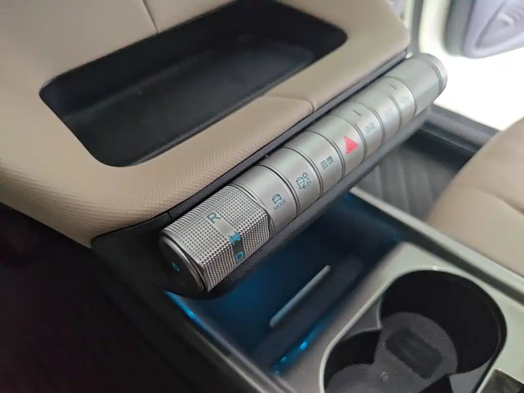BYD Dolphin — миниатюра 14