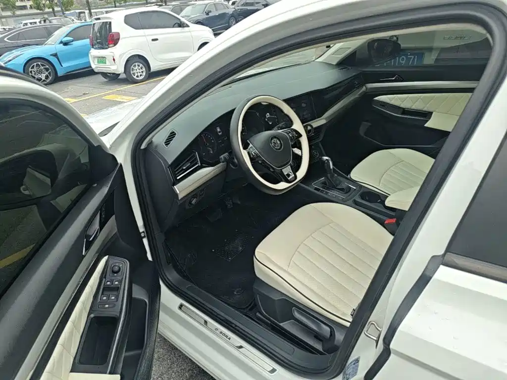 Volkswagen Bora EV — миниатюра 15