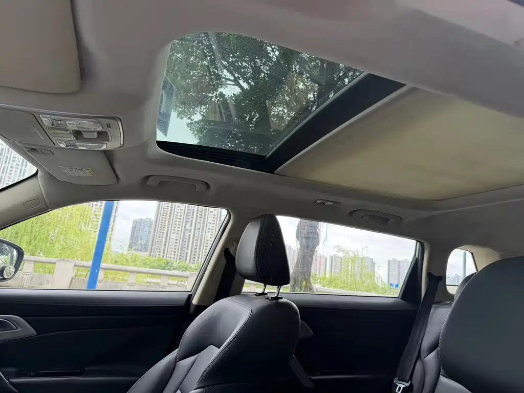 Geely Boyue — миниатюра 15