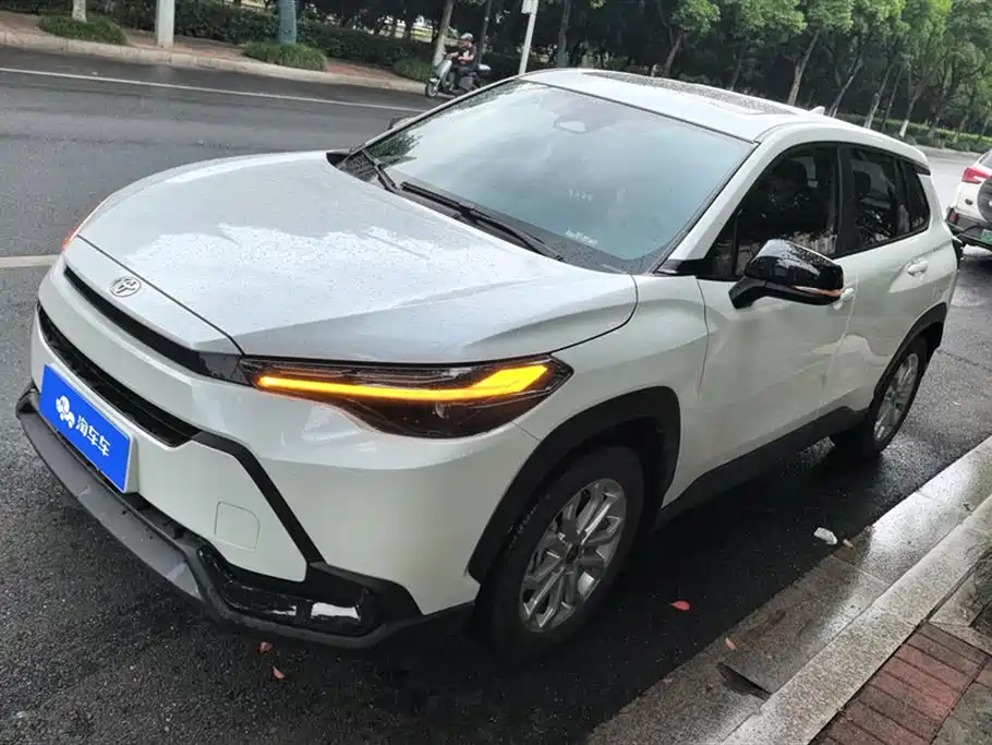 Toyota Frontlander 2026 2.0L Lead PLUS