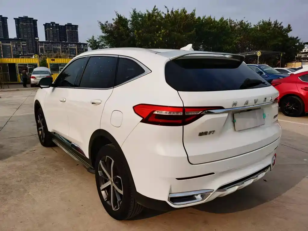 Haval F7 - фото 8