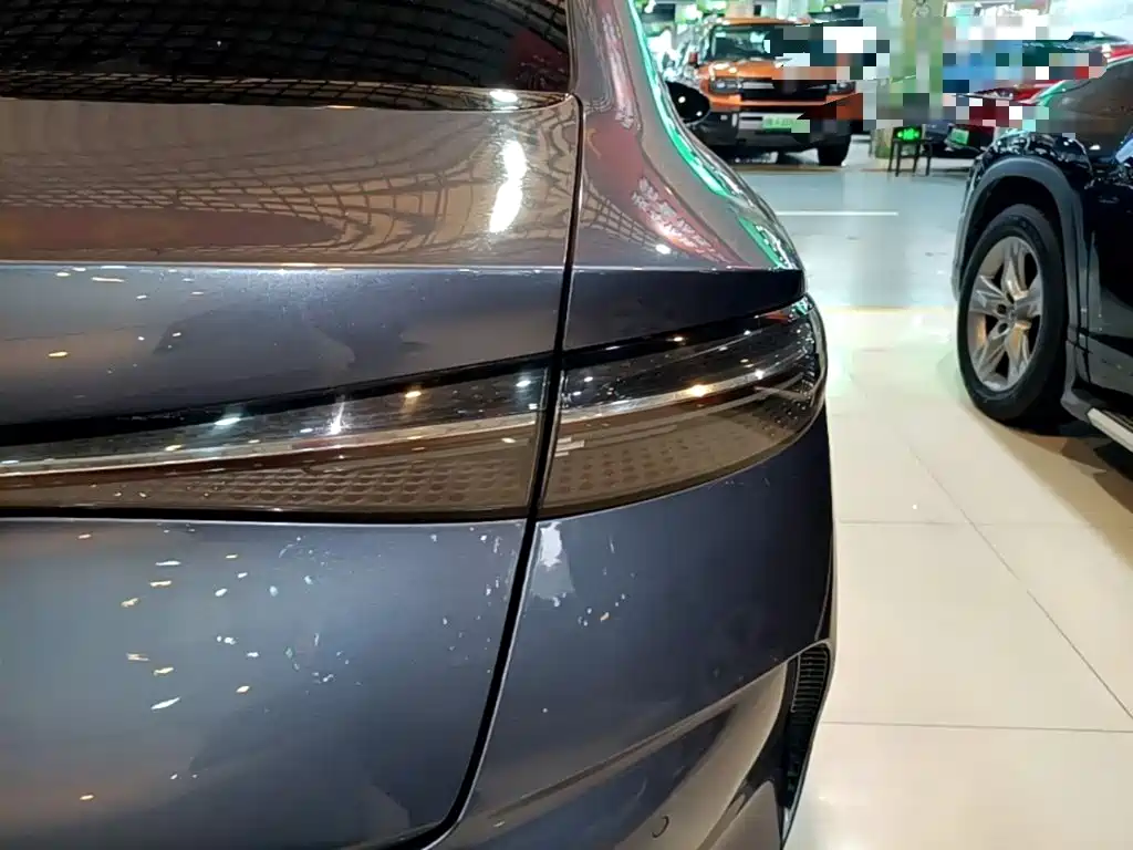 BYD Seal — миниатюра 24
