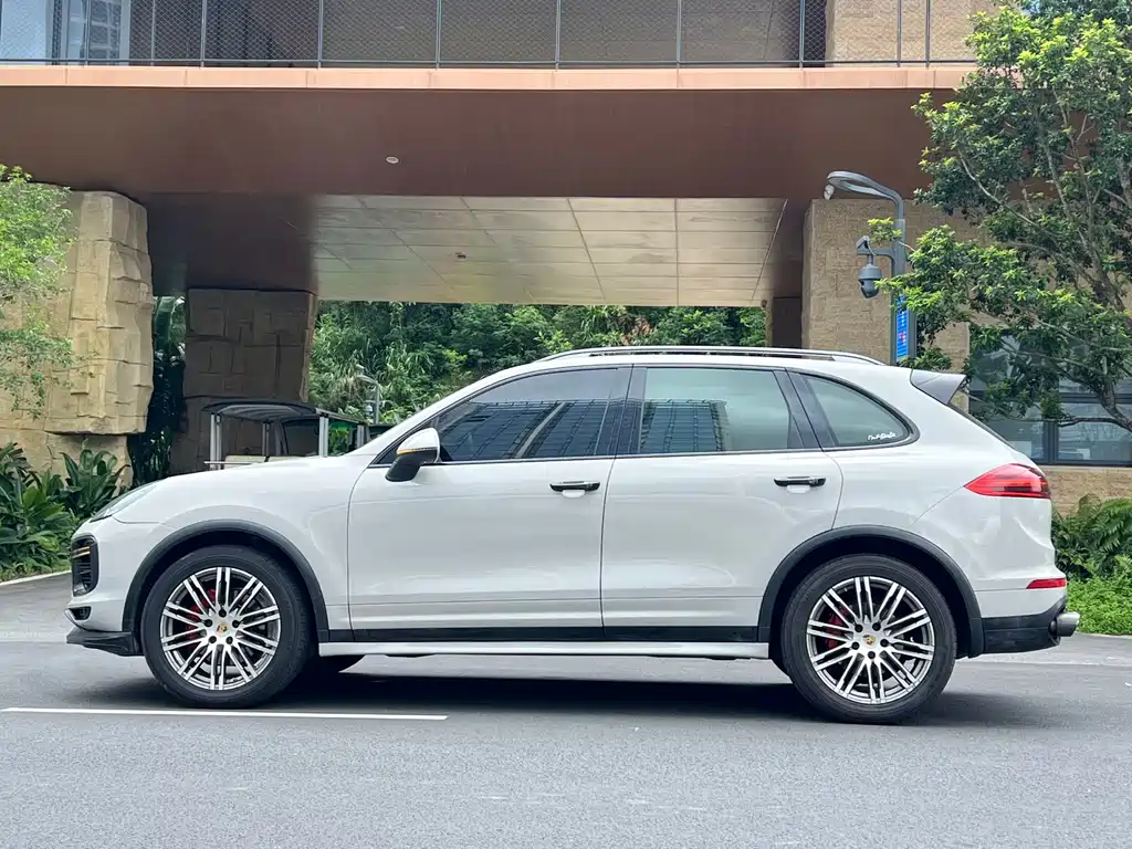 Porsche Cayenne 2015 Cayenne 3.0T