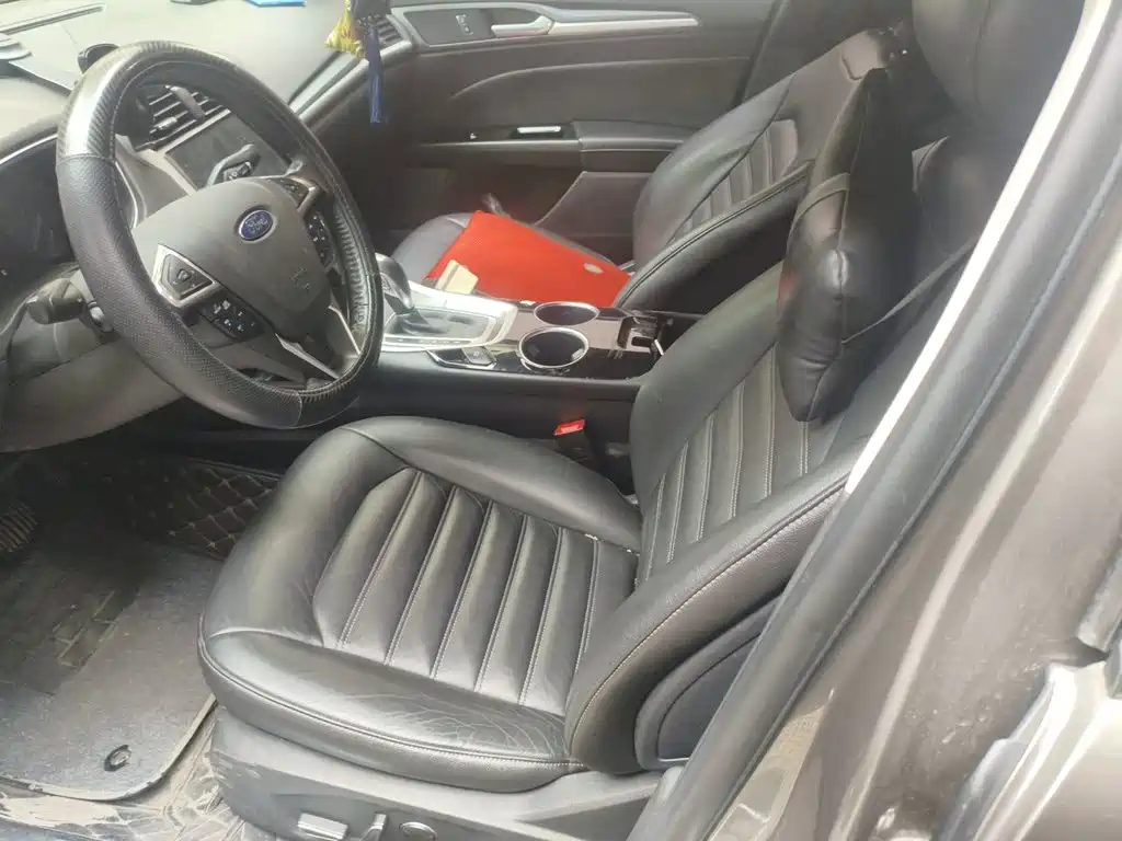 Ford Mondeo — миниатюра 8