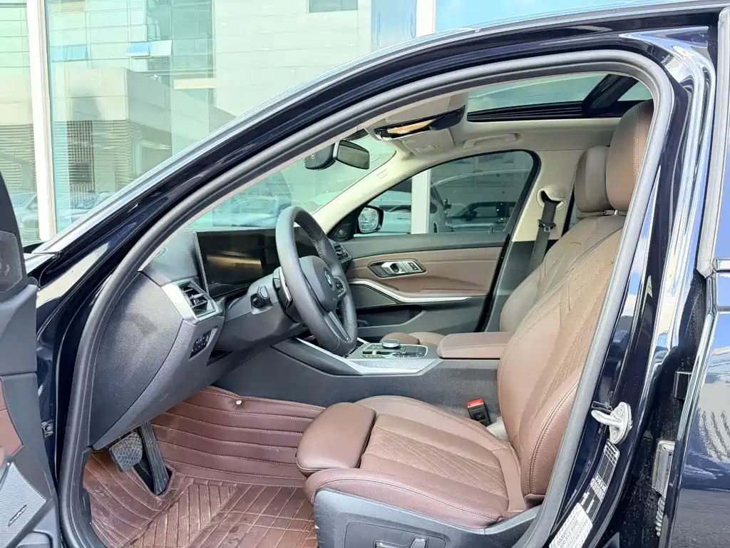 BMW 3 Series — миниатюра 8