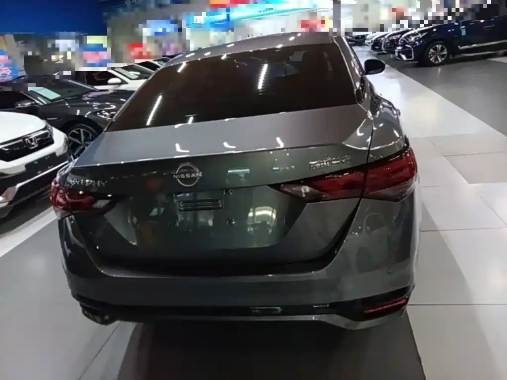 Nissan Sylphy — миниатюра 6