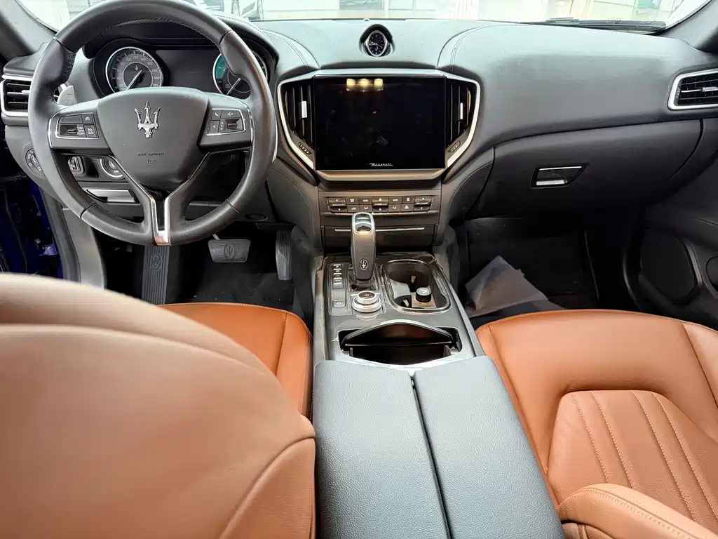 Maserati Ghibli — миниатюра 7