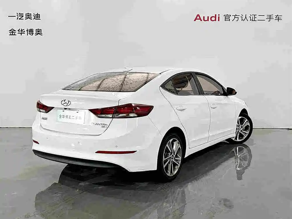 Hyundai Elantra — миниатюра 4