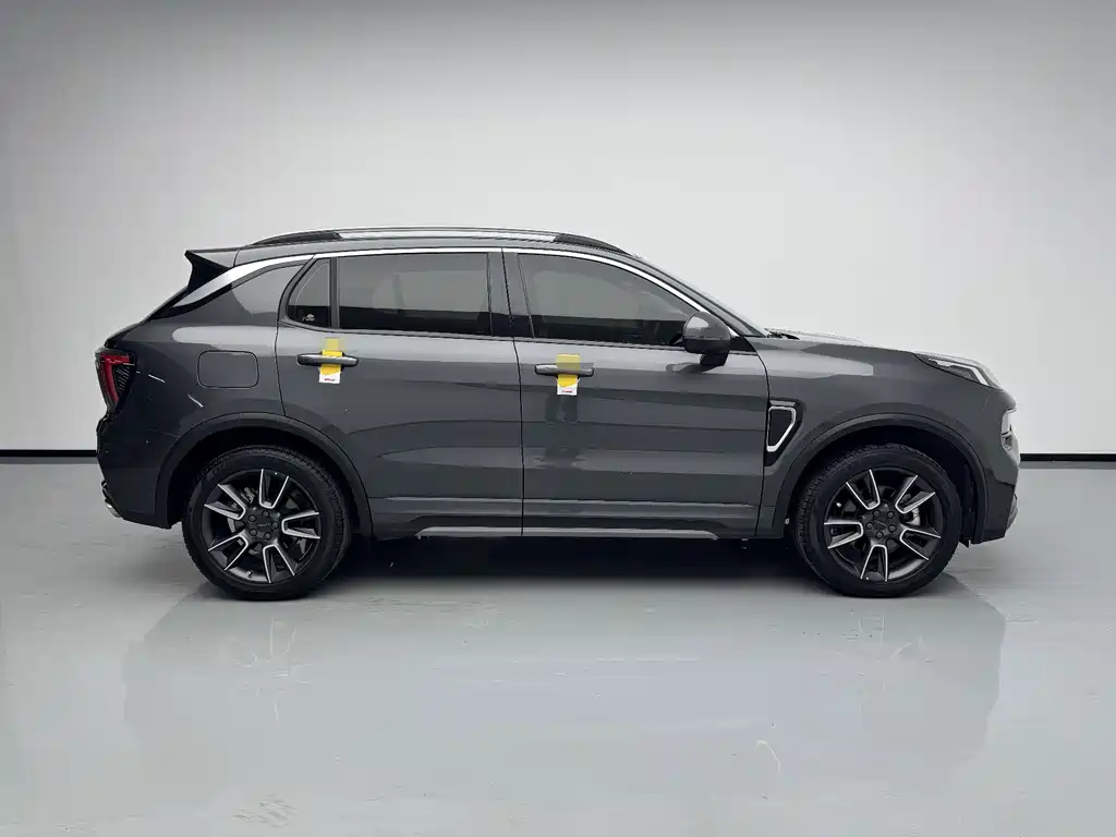 Lynk & Co 01 — миниатюра 8