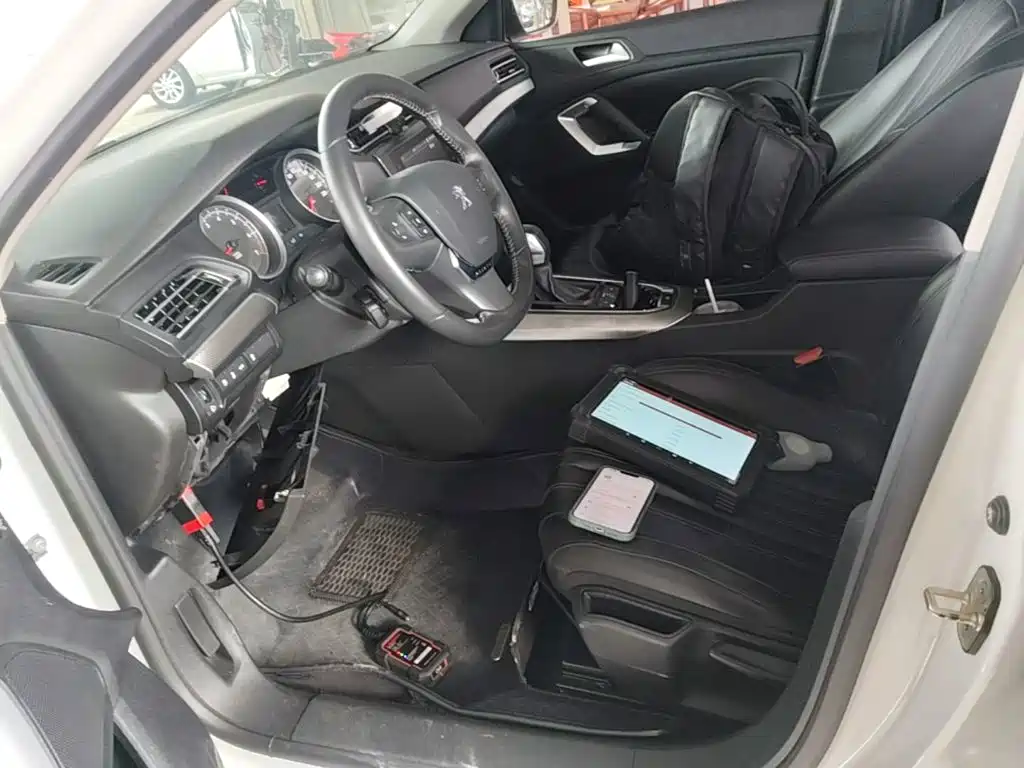 Peugeot 408 — миниатюра 15