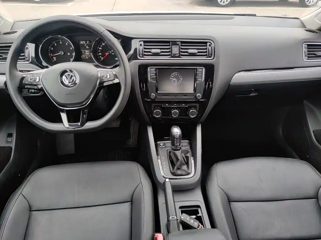 Volkswagen Sagitar — миниатюра 10