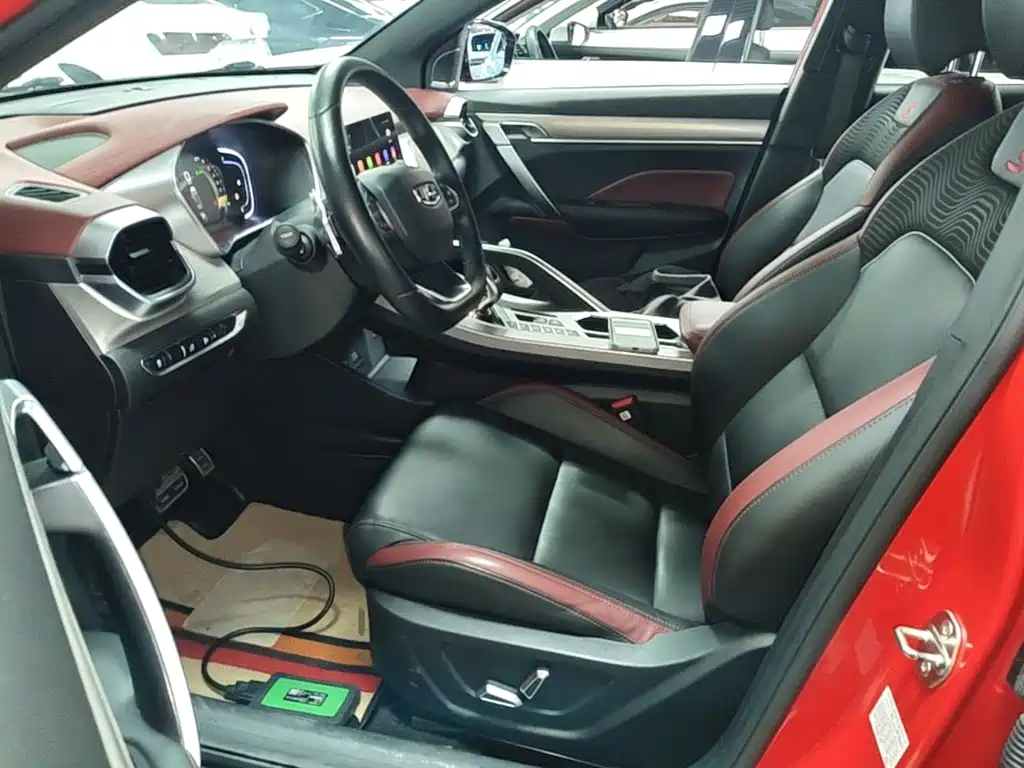 Geely Binyue — миниатюра 15