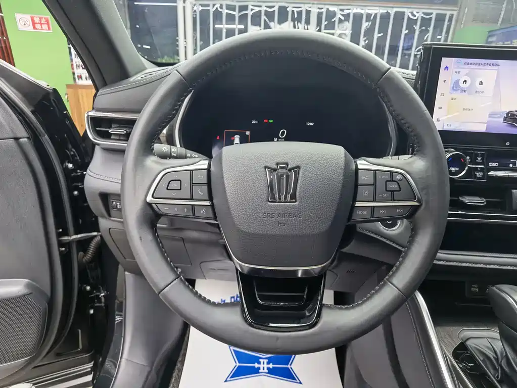 Toyota Crown Kluger — миниатюра 10