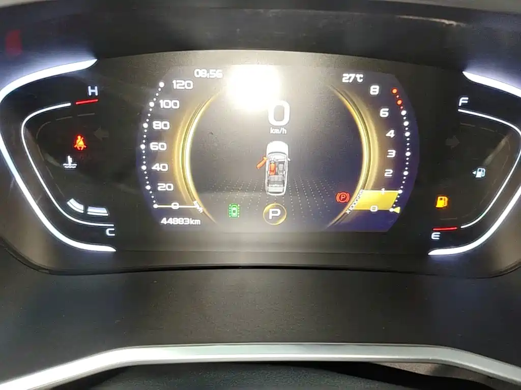 Geely Binyue — миниатюра 12