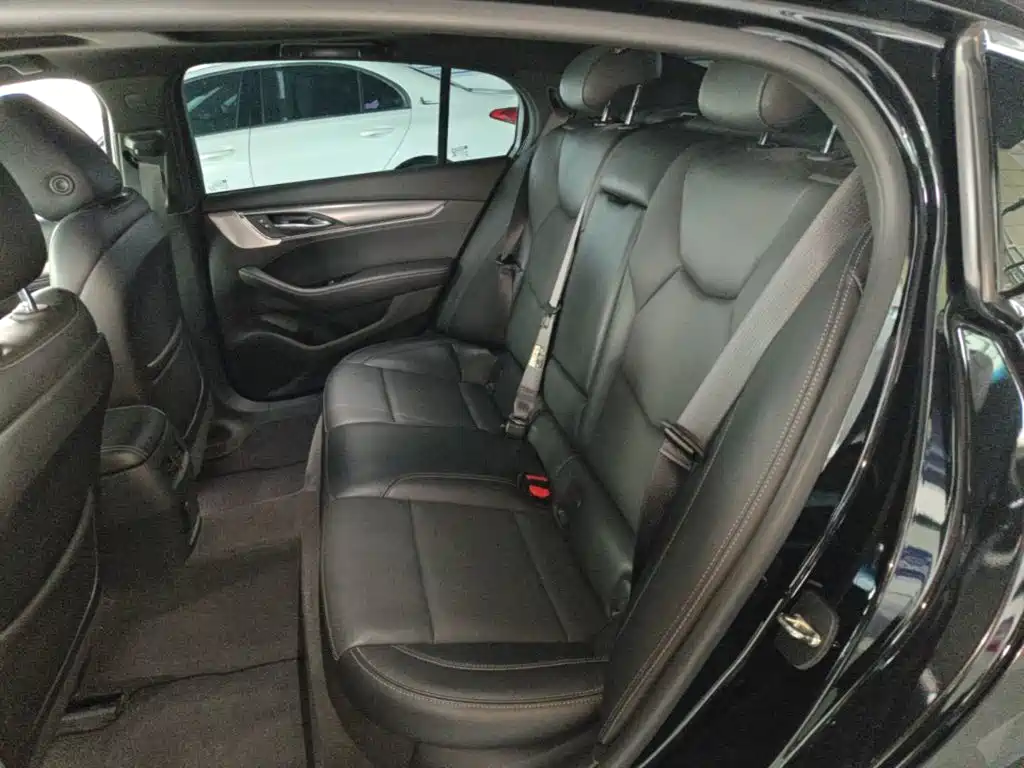 Cadillac CT5 — миниатюра 17