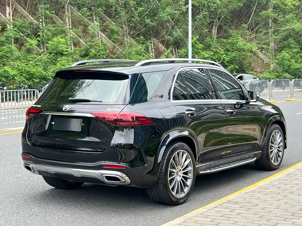 Mercedes-Benz GLE (Import) — миниатюра 7