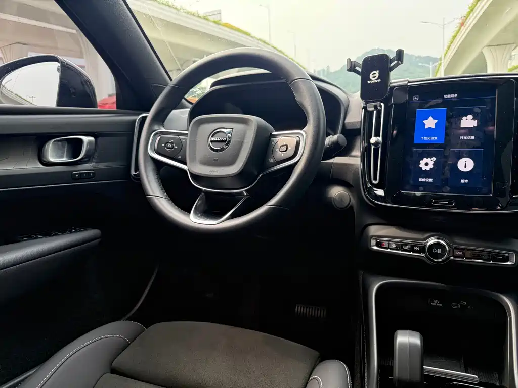 Volvo C40 — миниатюра 15