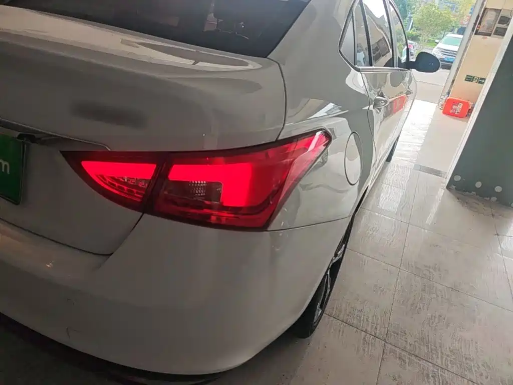 Chery Arrizo 5 — миниатюра 8