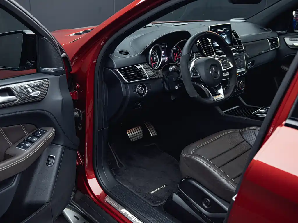 Mercedes-Benz GLE Coupe AMG — миниатюра 11