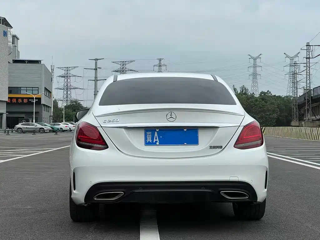 Mercedes-Benz C-Class — миниатюра 8