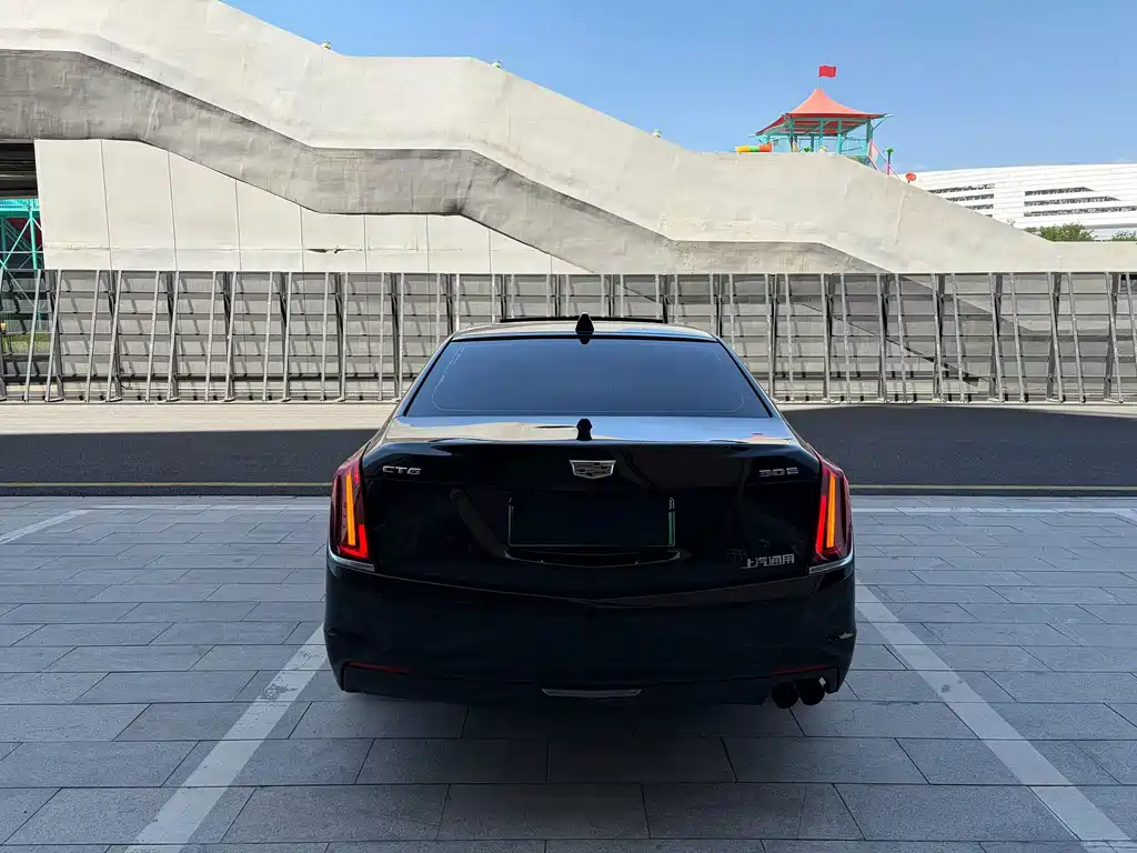 Cadillac CT6 Plug-in — миниатюра 5