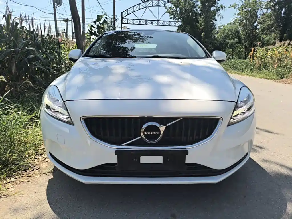 Volvo V40 — миниатюра 3