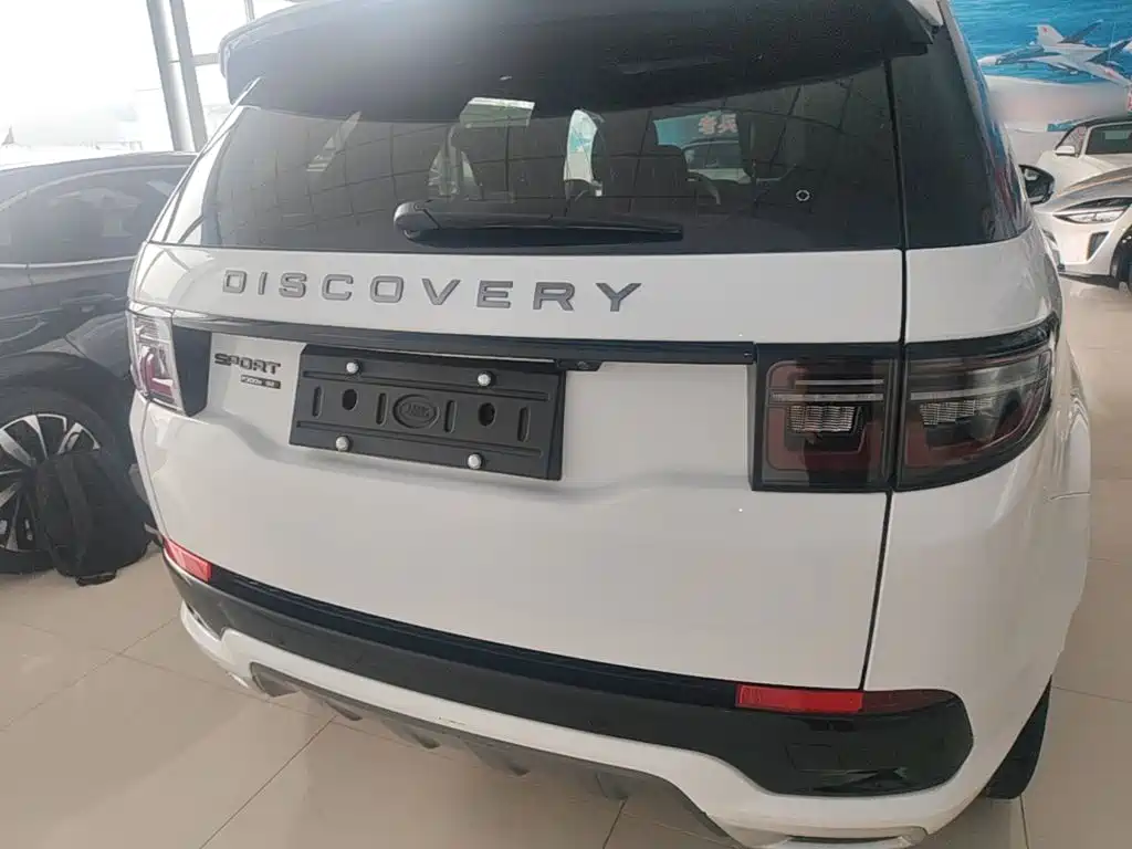 Land Rover Discovery Sport Hybrid — миниатюра 6