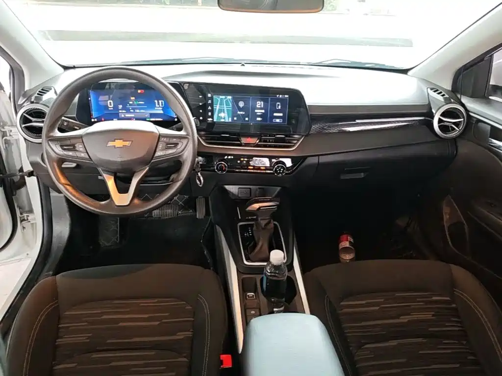 Chevrolet Monza — миниатюра 10