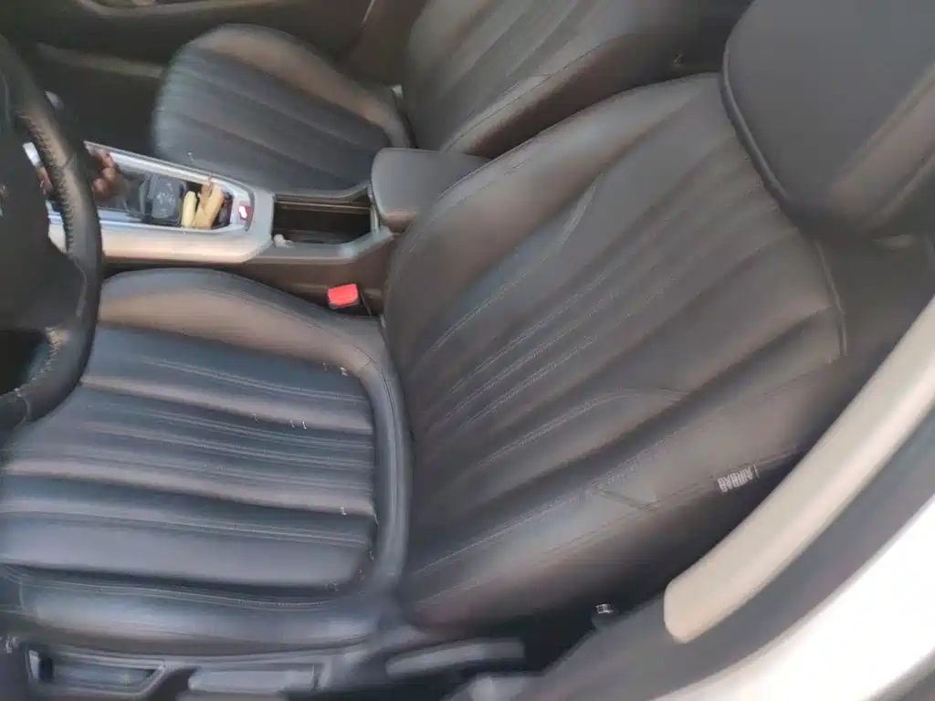Peugeot 408 — миниатюра 11
