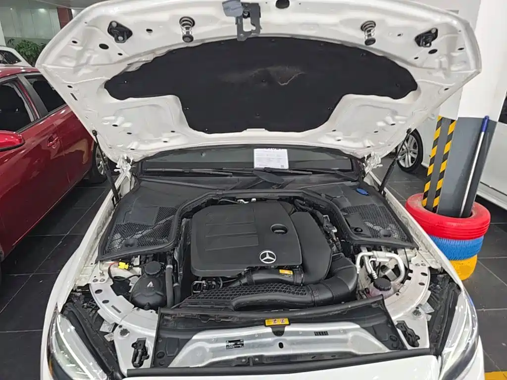 Mercedes-Benz C-Class — миниатюра 20