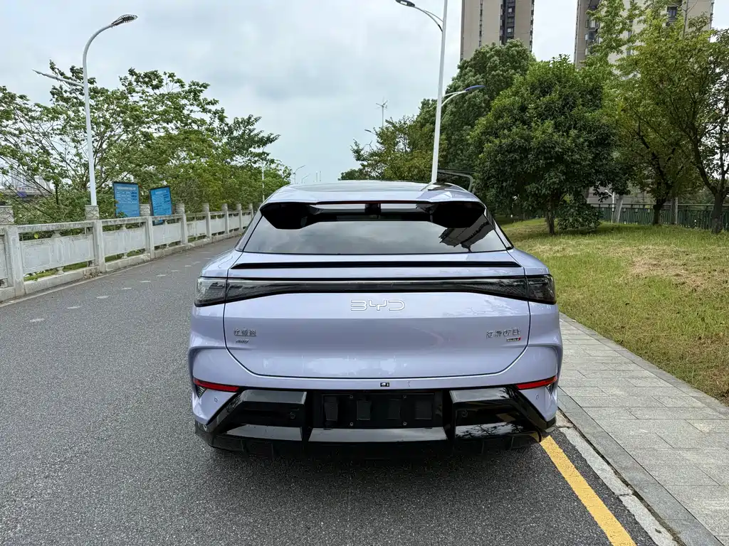 BYD Sealion 07 EV — миниатюра 5