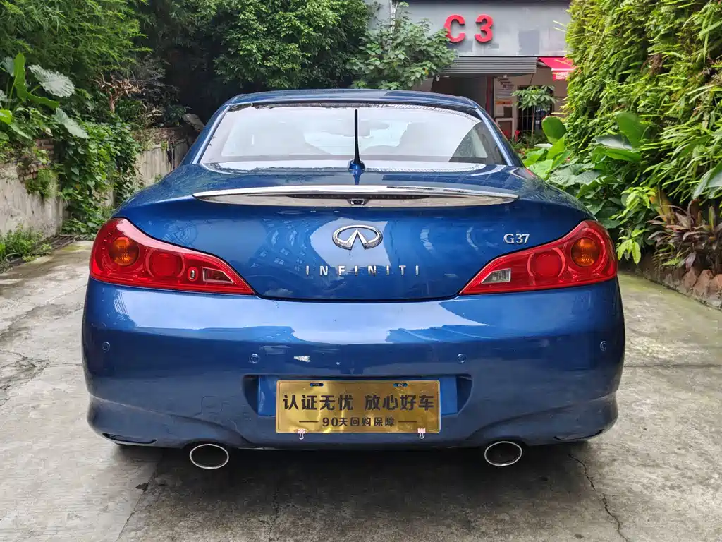 Infiniti M — миниатюра 4