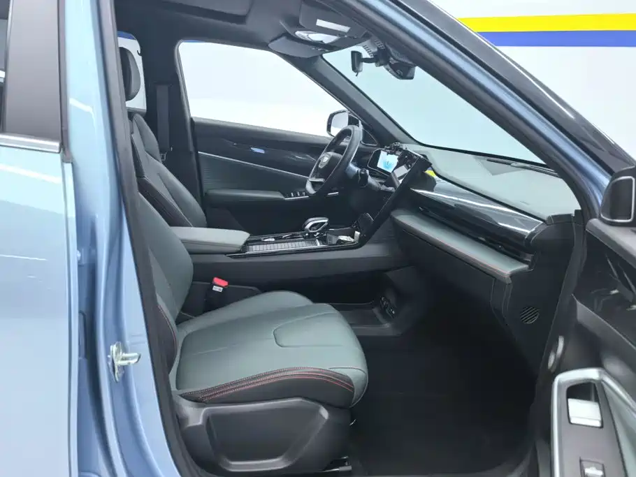 Geely Boyue — миниатюра 8