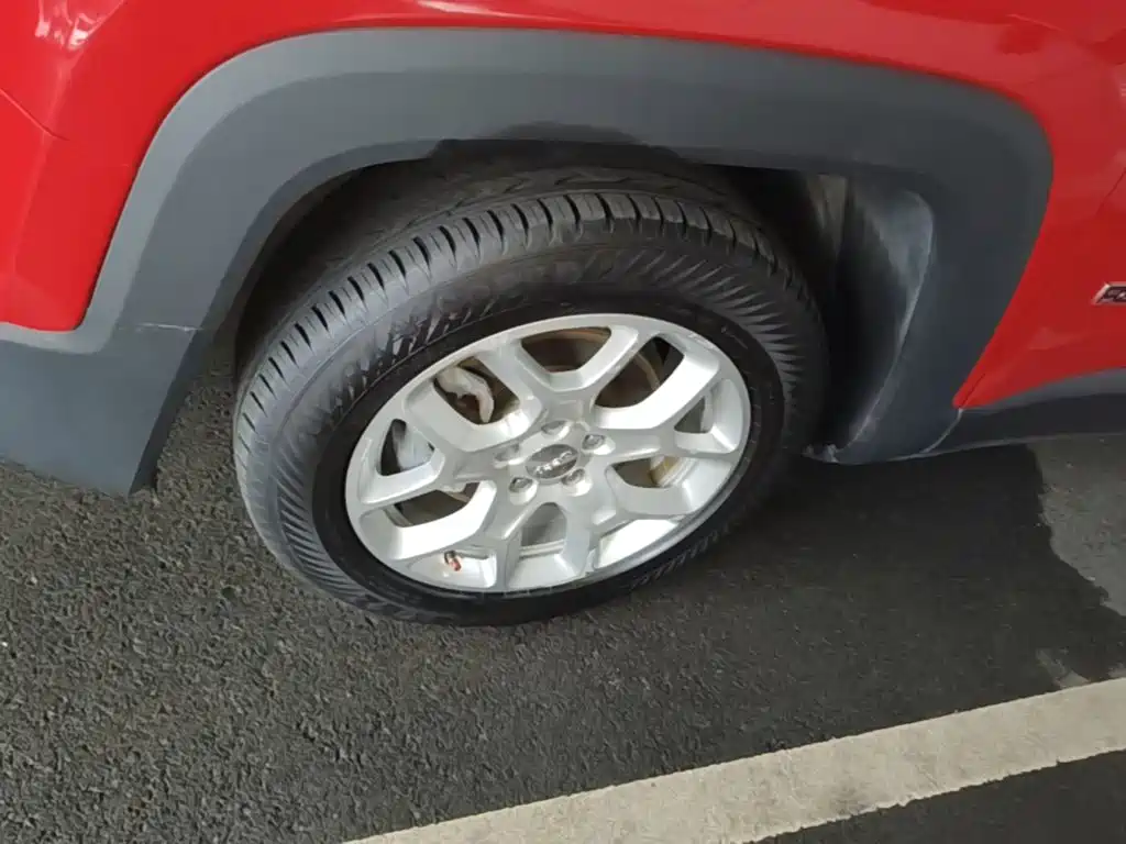 Jeep Renegade — миниатюра 23