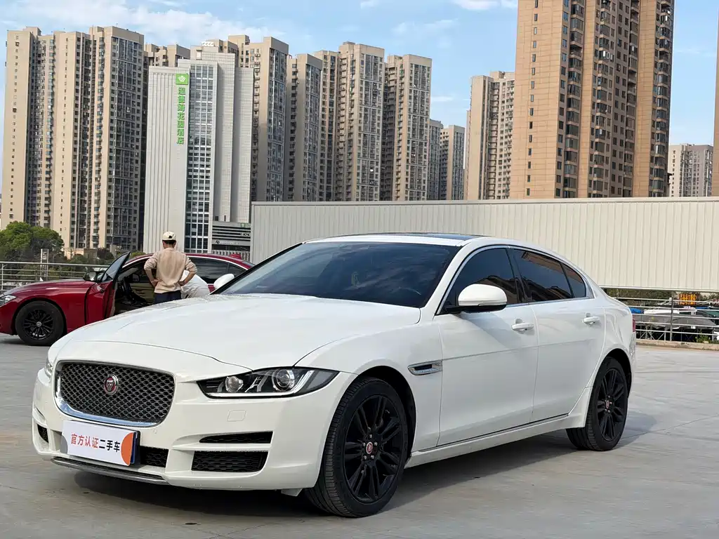 Jaguar XEL 2019