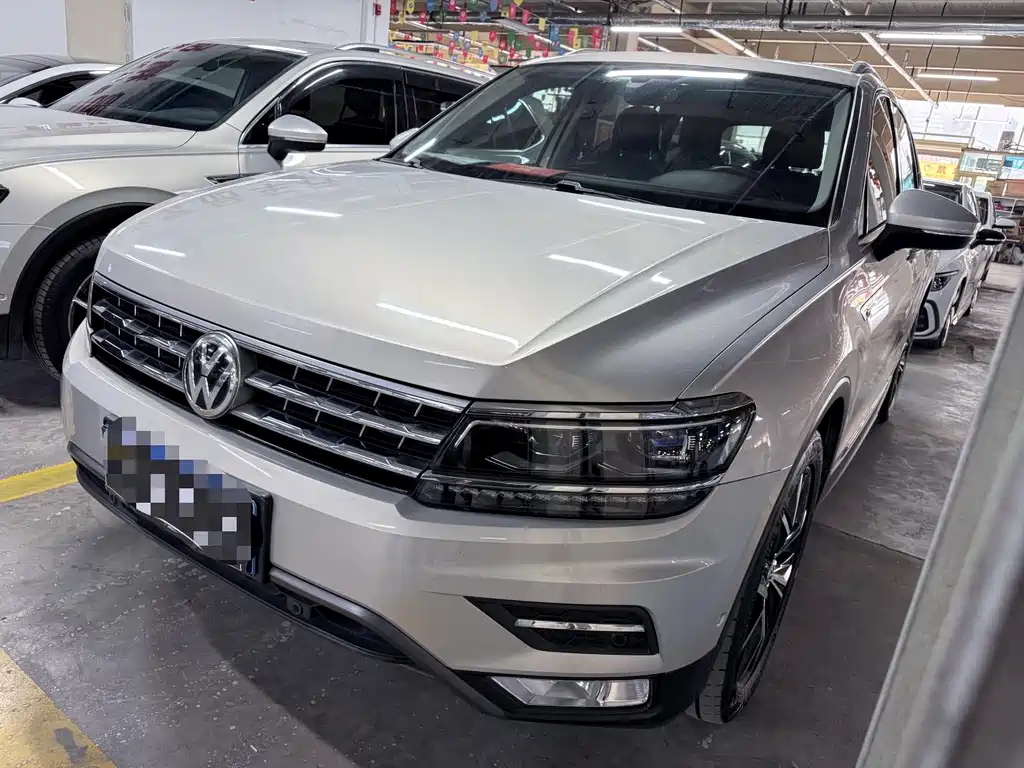 Купить Volkswagen Tiguan L