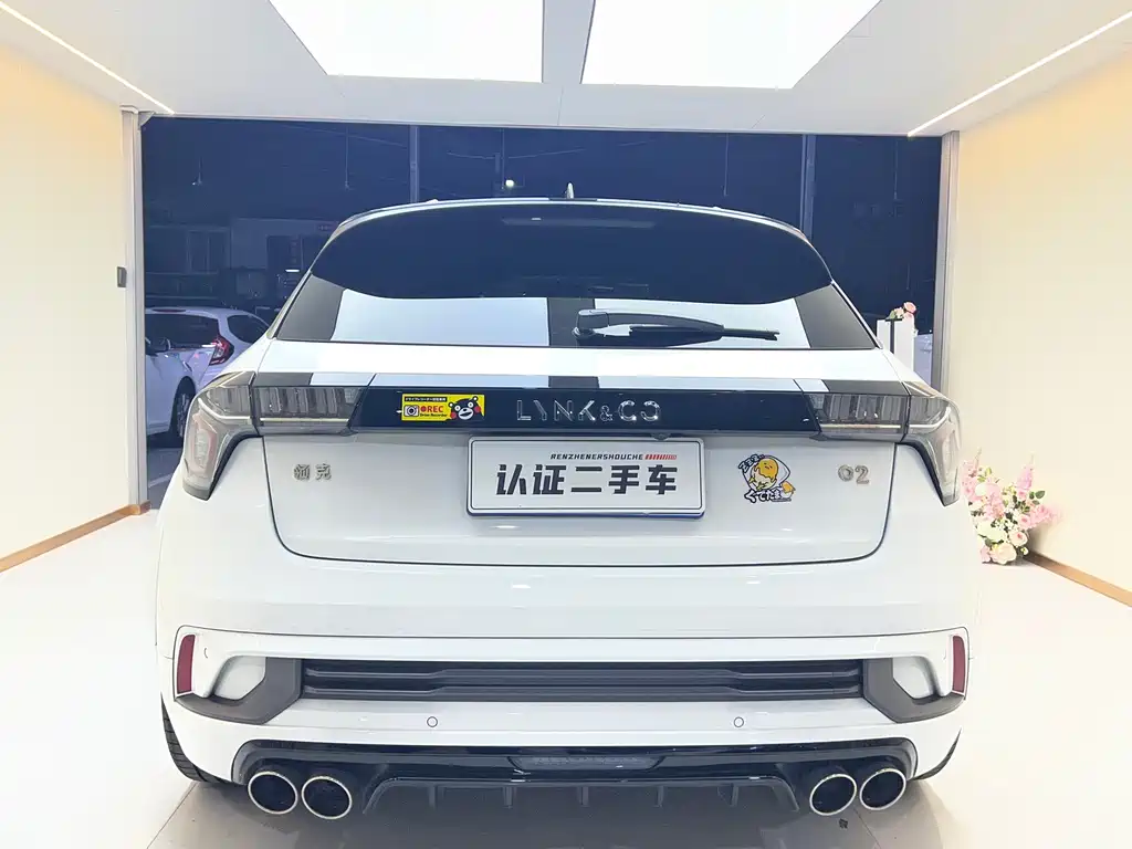Lynk & Co 02 Hatchback — миниатюра 18