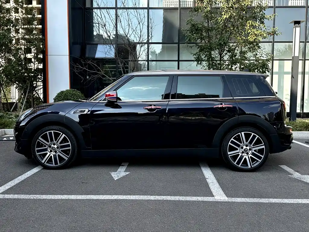 MINI Mini Clubman — миниатюра 21