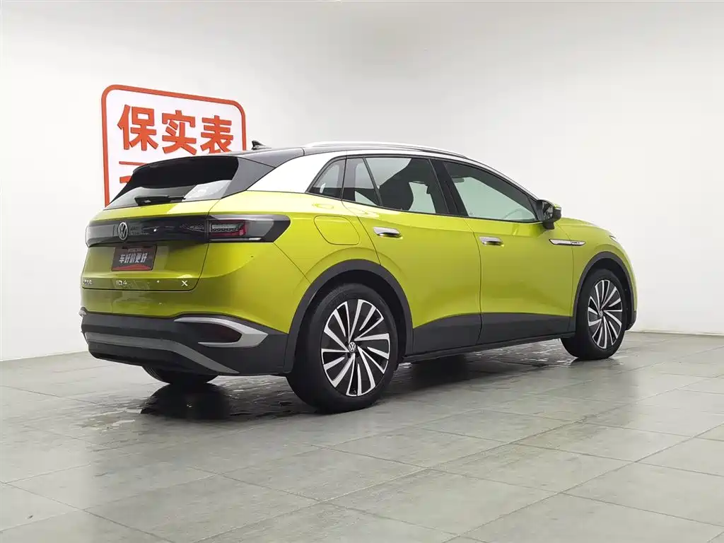 VOLKSWAGEN ID.4 X
