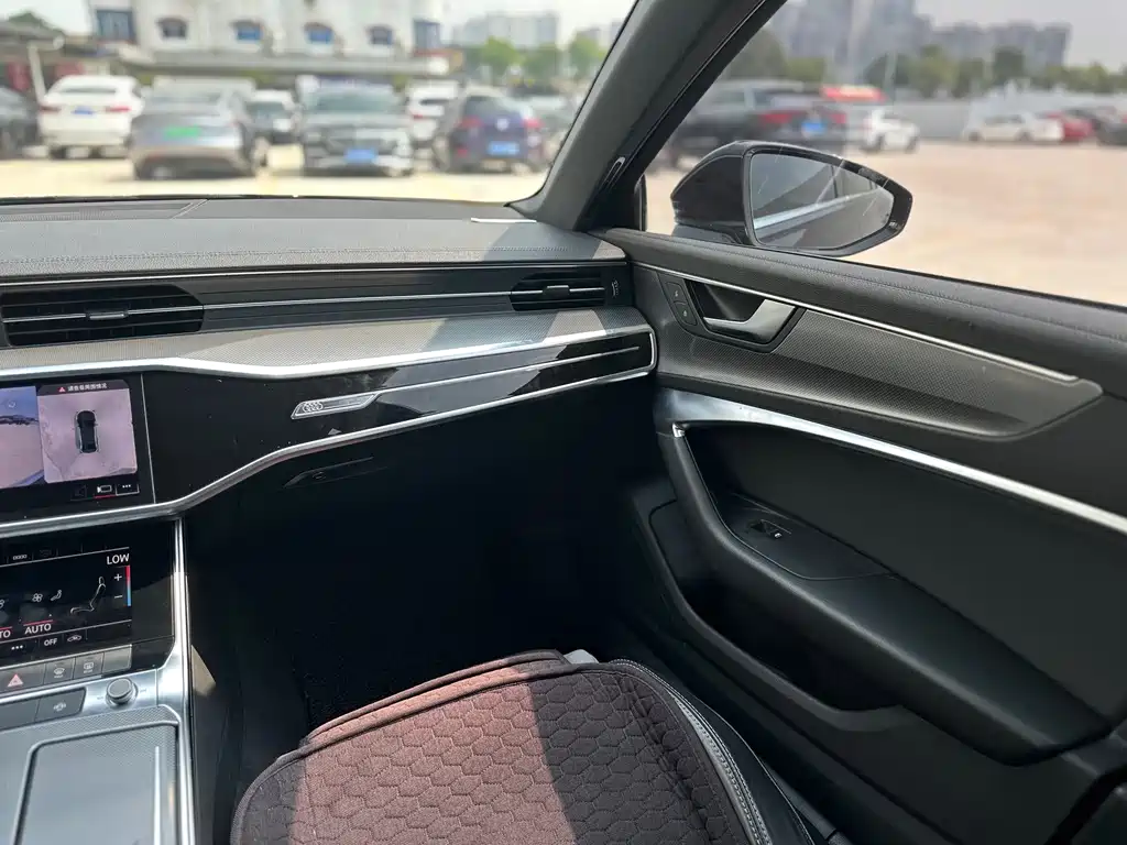 Audi A6L — миниатюра 14