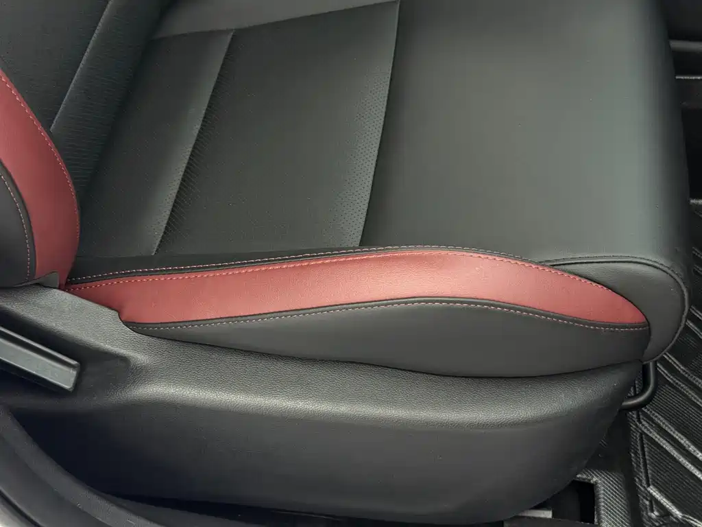 Geely Binyue — миниатюра 22