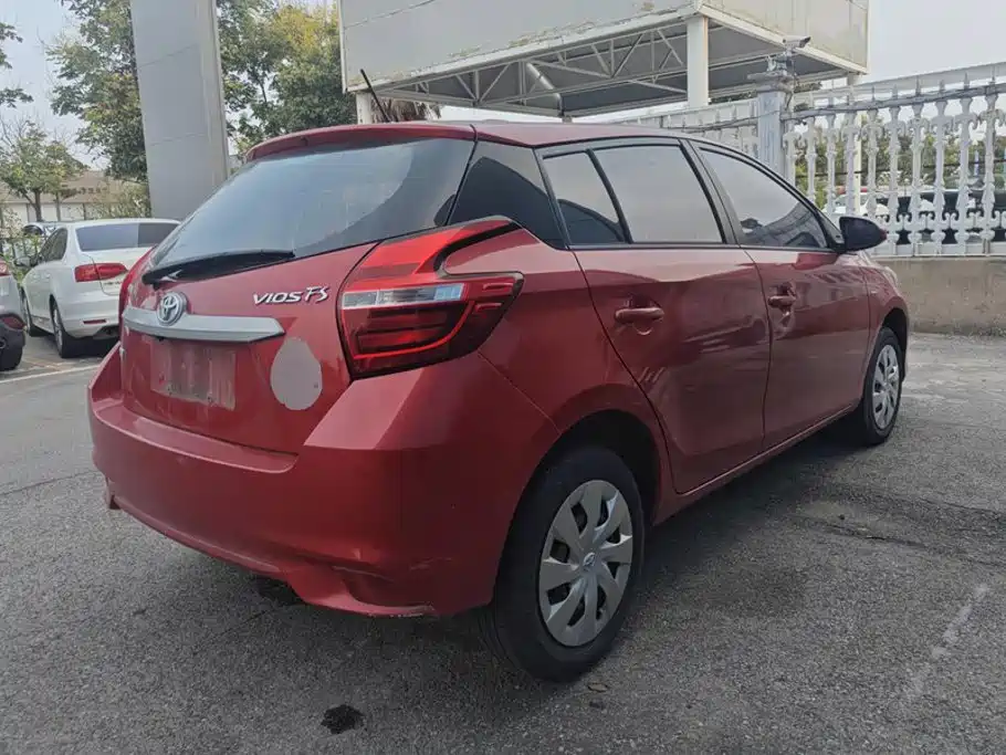 Toyota Vios FS — миниатюра 3