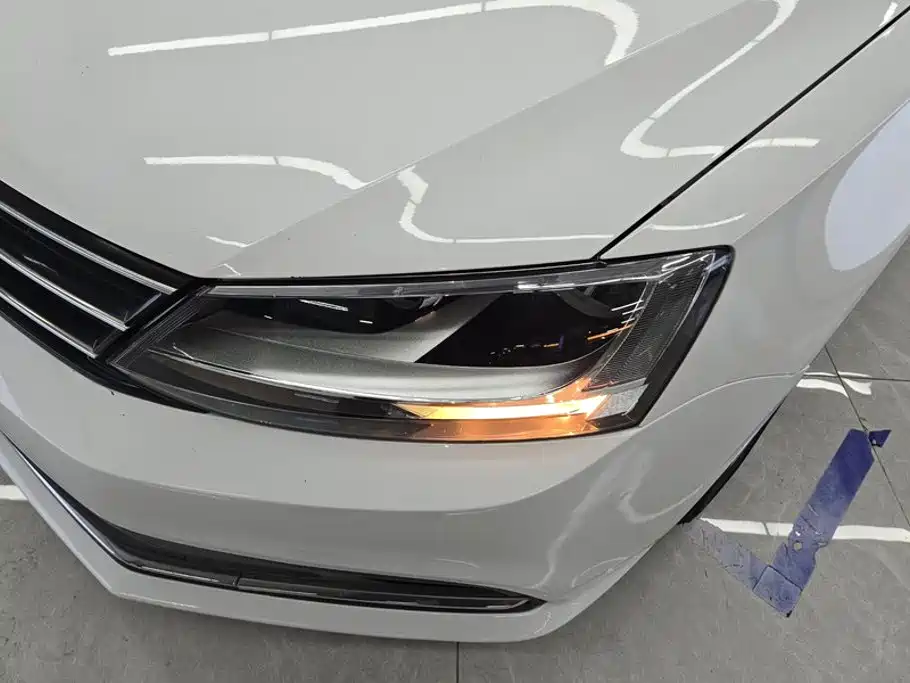 Volkswagen Sagitar — миниатюра 5