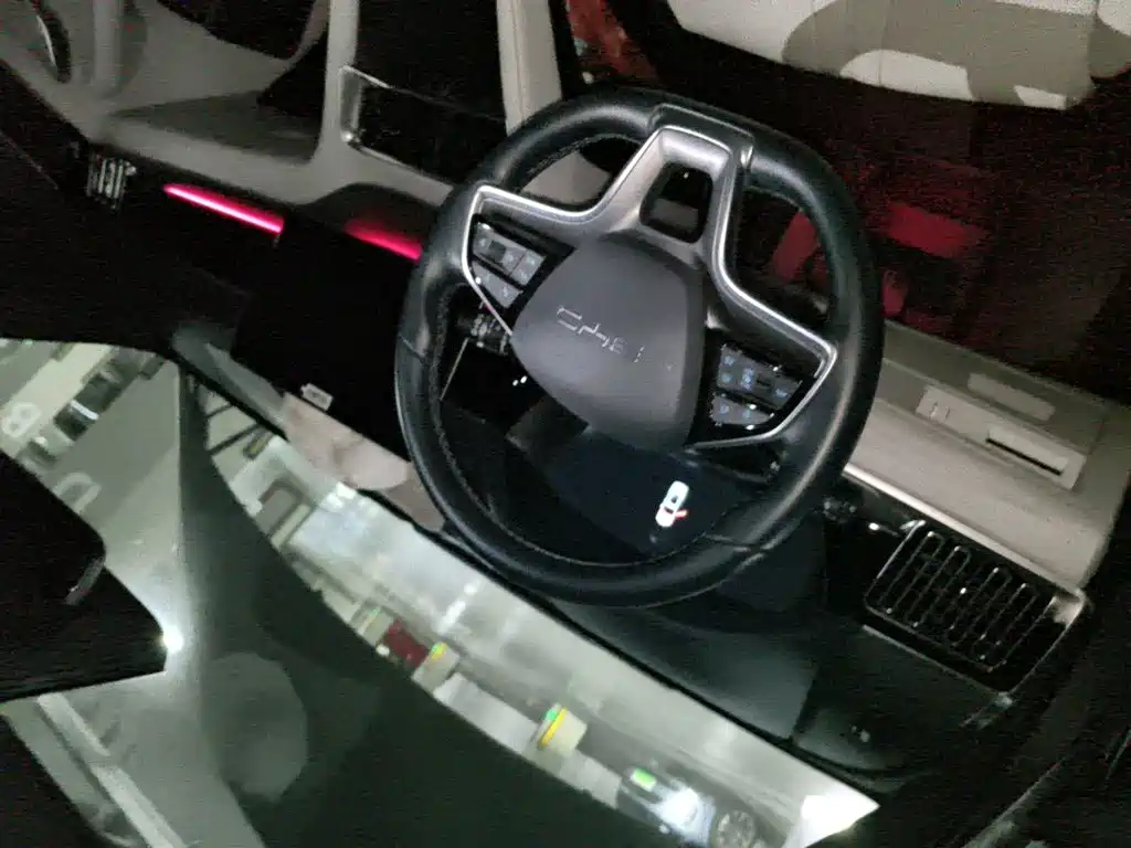 BYD PLUS New Energy — миниатюра 20