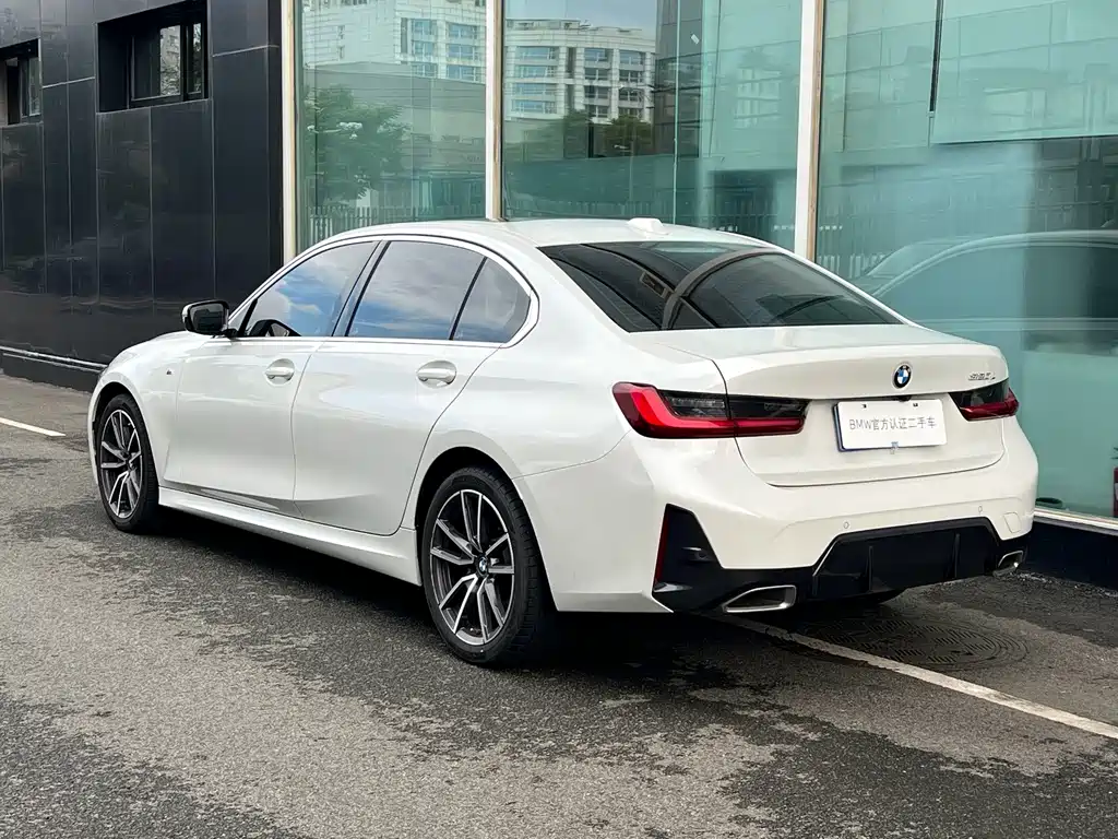 BMW 3 Series — миниатюра 4